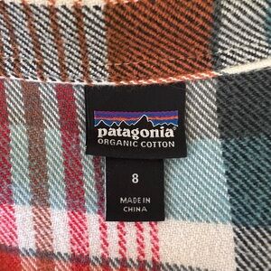Patagonia women’s flannel Size 8